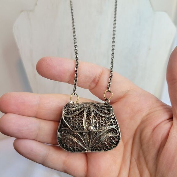 Vintage Filigree Purse Silver Tone Necklace - Picture 3 of 5